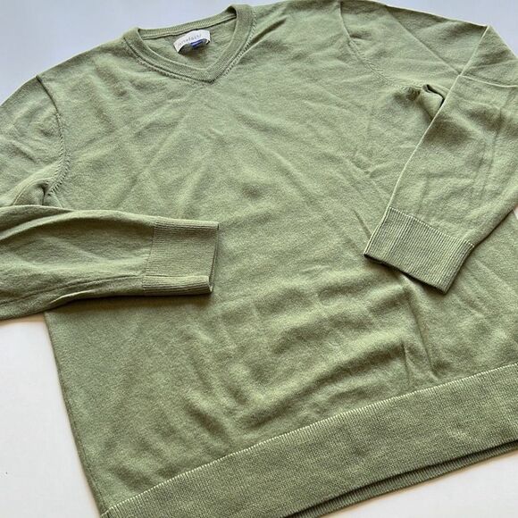Artefact Merino Wool V-Neck Sweater Tagged M Fits Small - Picture 1 of 7